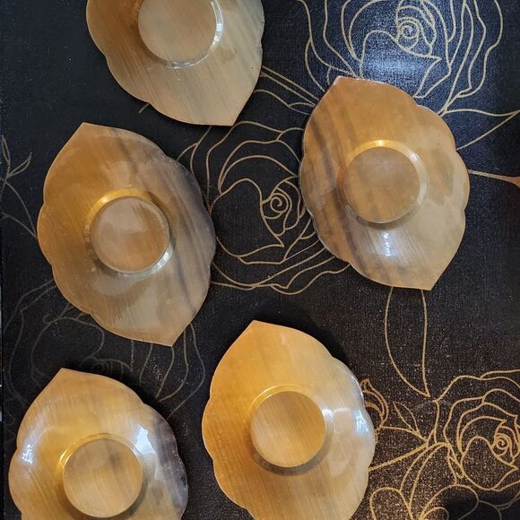 Set of 5 Leaf-Shaped Coasters - Picture 1 of 5